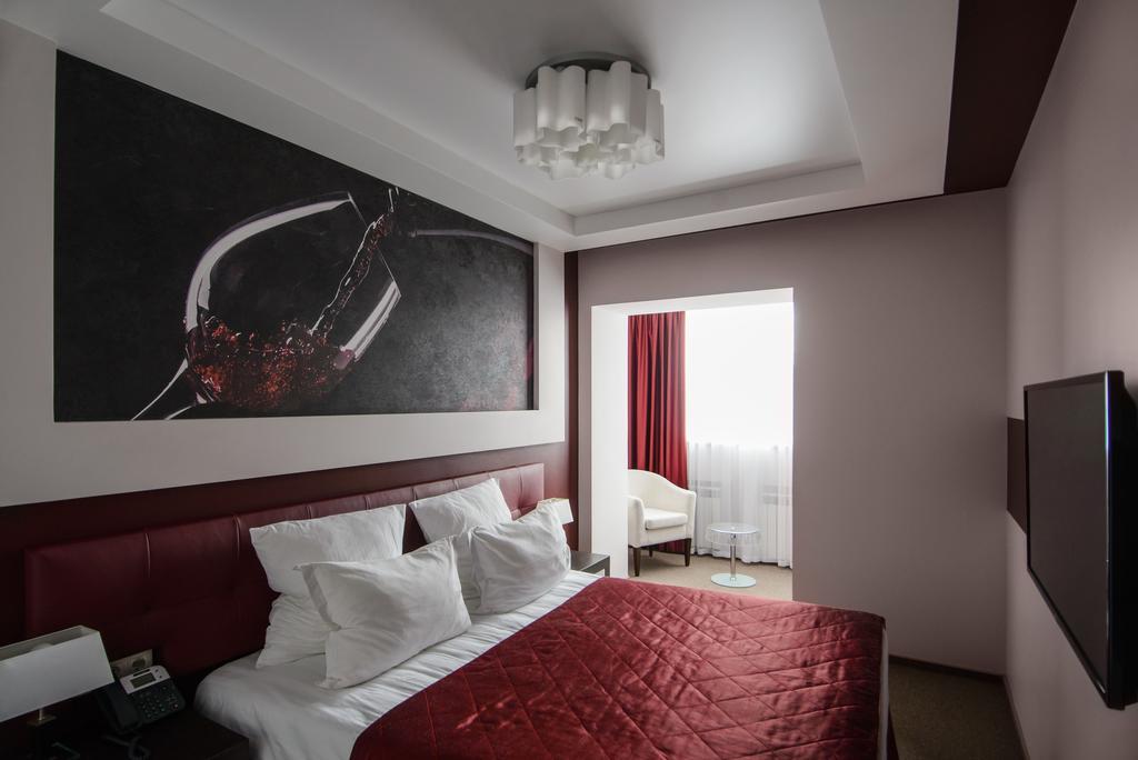 Ahotels Design Style On Tolstogo Novosibirsk Room photo