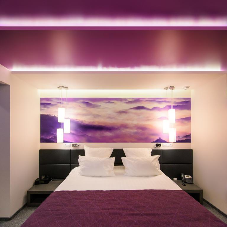 Ahotels Design Style On Tolstogo Novosibirsk Room photo